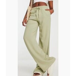 Stradivarius Sage Wide-Leg Pants